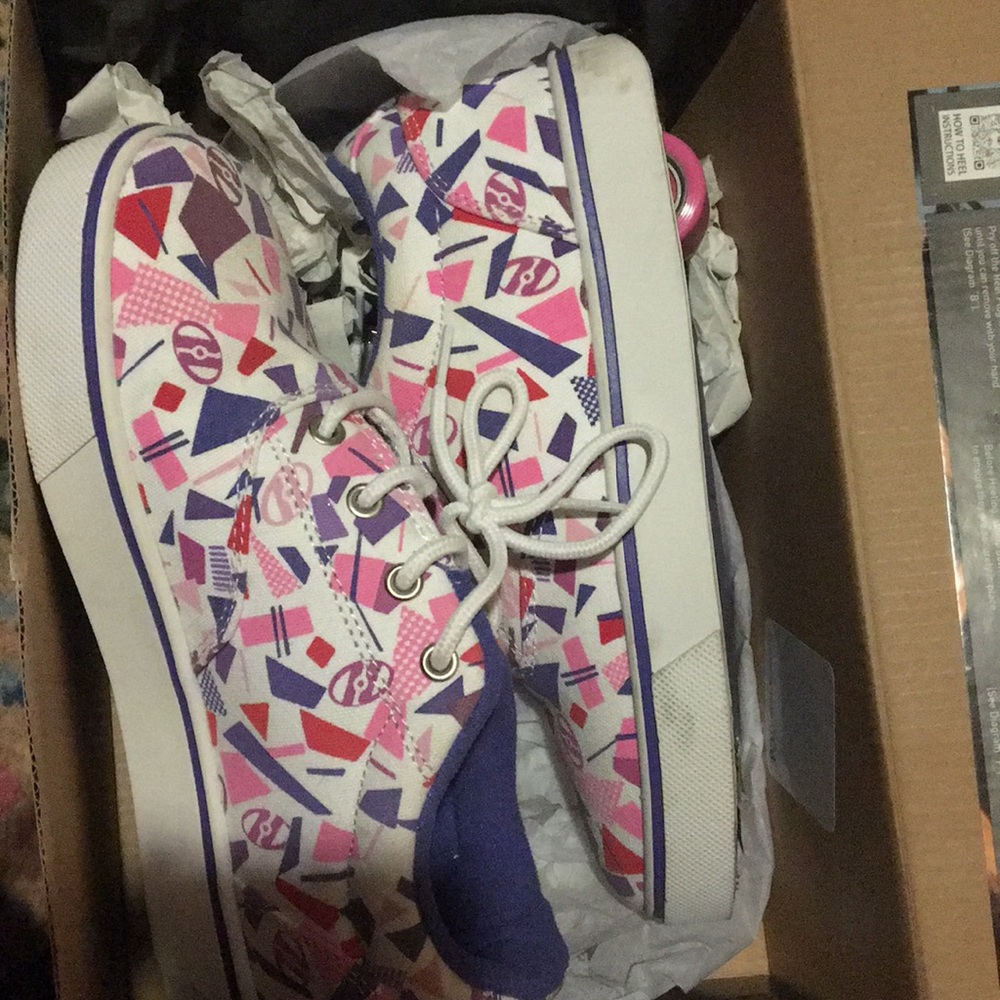 W6 Heelys!!